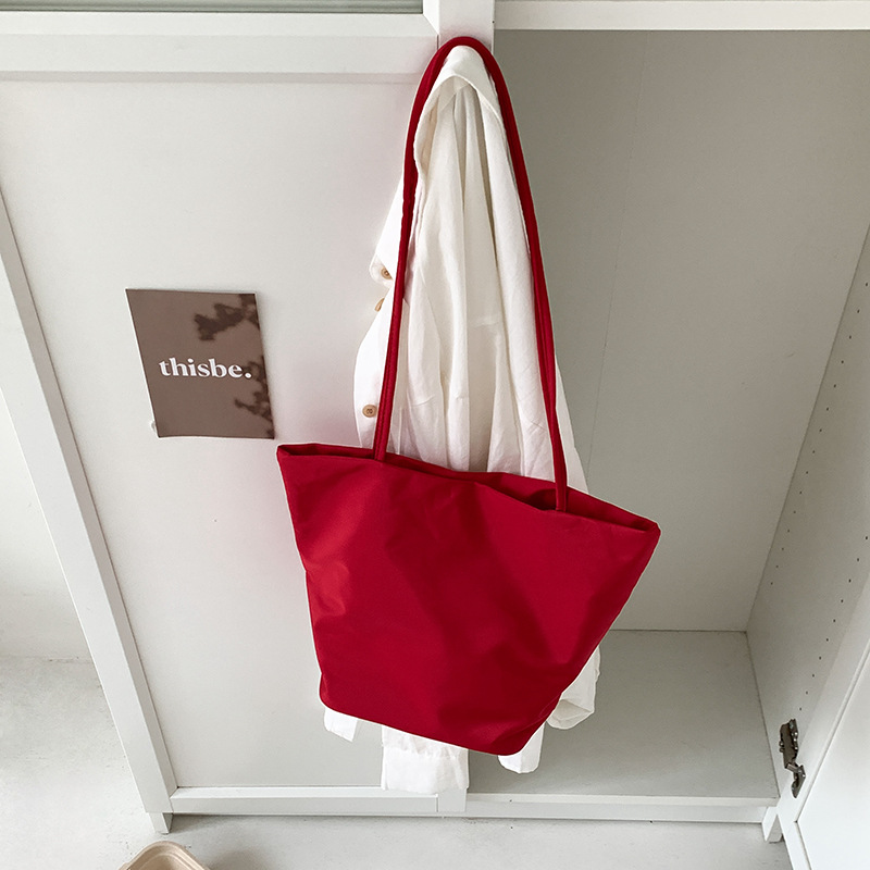 กระเป๋าสะพายไหล่ผู้หญิงสไตล์มิ - Interior Design Minimalist บทวิจารณ์และราคา