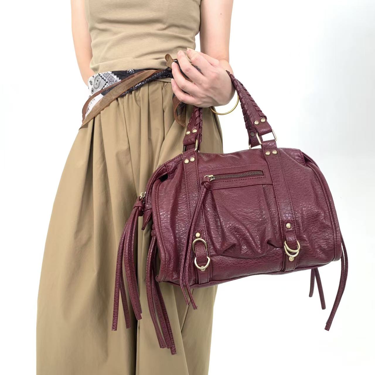 กระเป๋าถือสไตล์เรโทรสำหรับผู้ห - Interior Design Vintage Style บทวิจารณ์และราคา